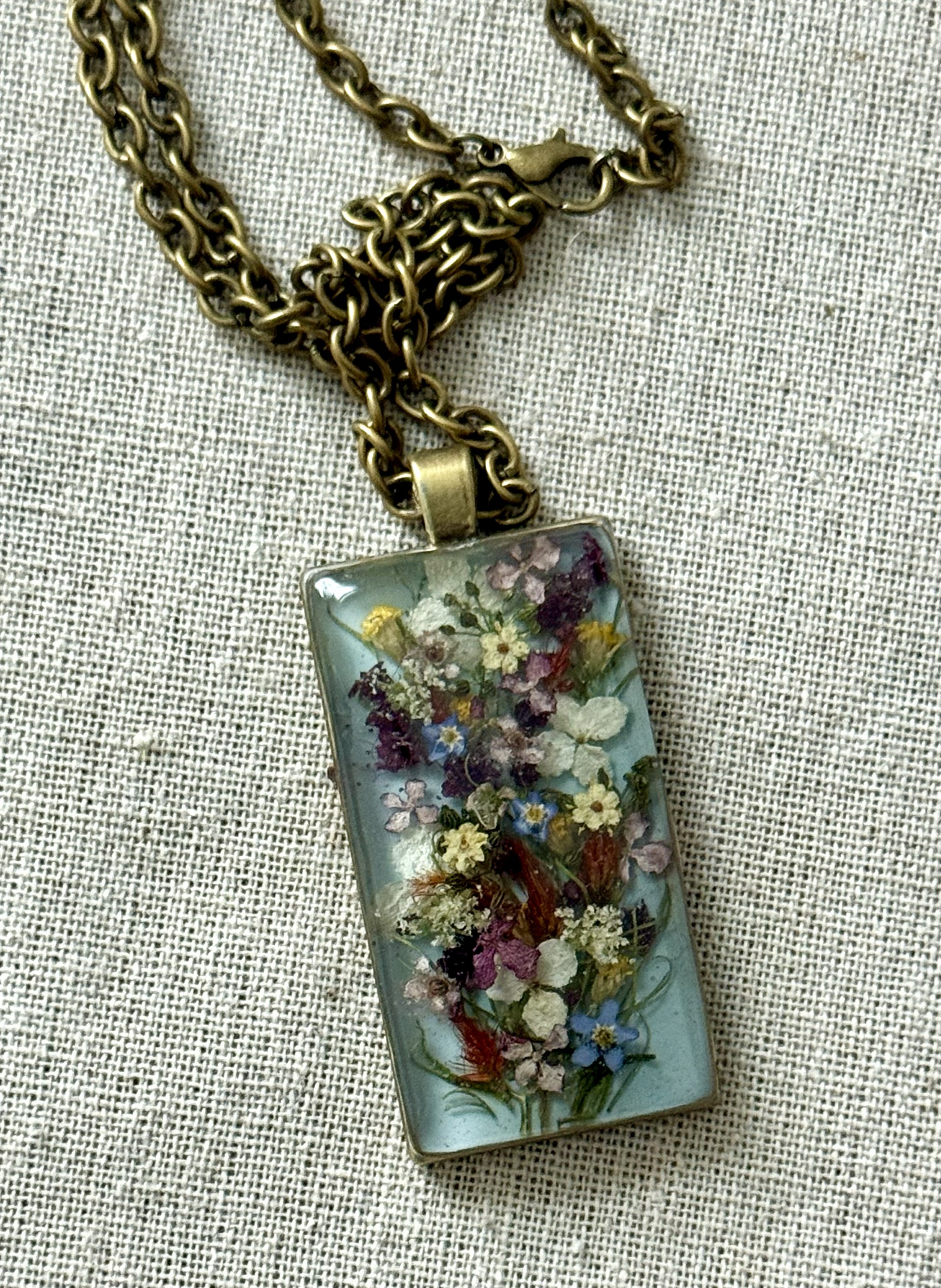 'A Pocket Full of Spring' &mdash; Floral Alchemy