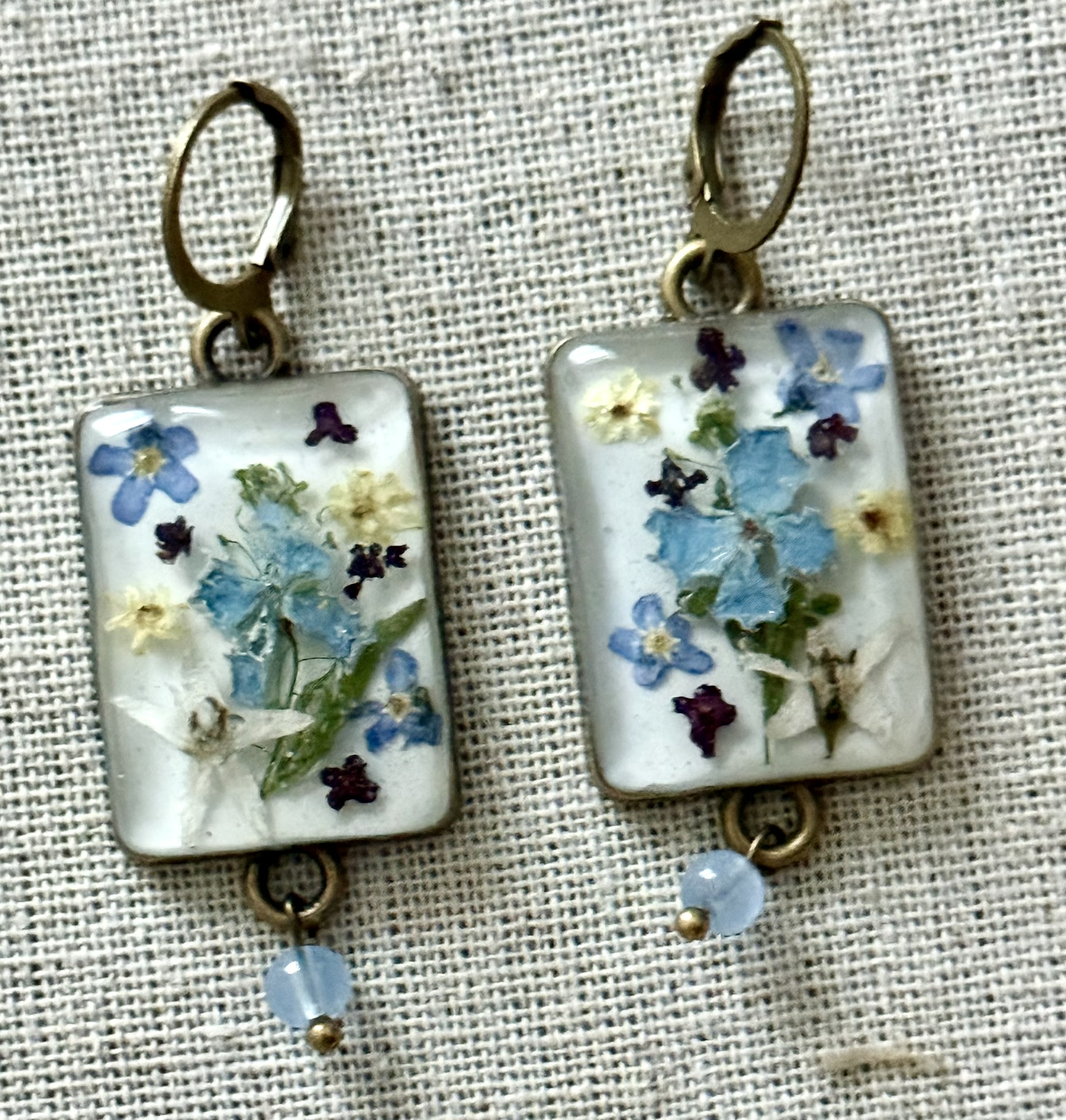 Bluebell Knoll &mdash; Floral Alchemy