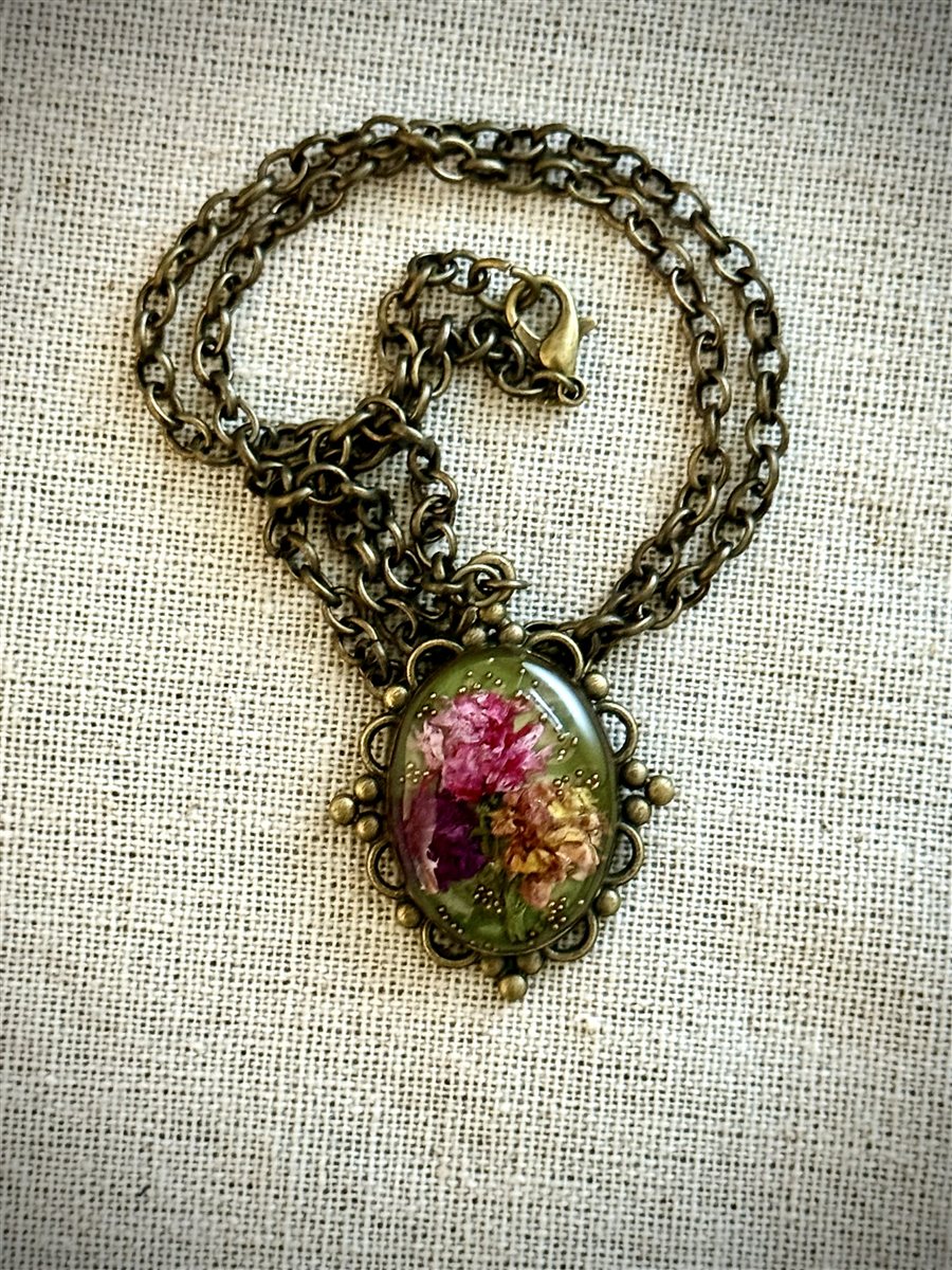 Dahlia Dreams &mdash; on linen