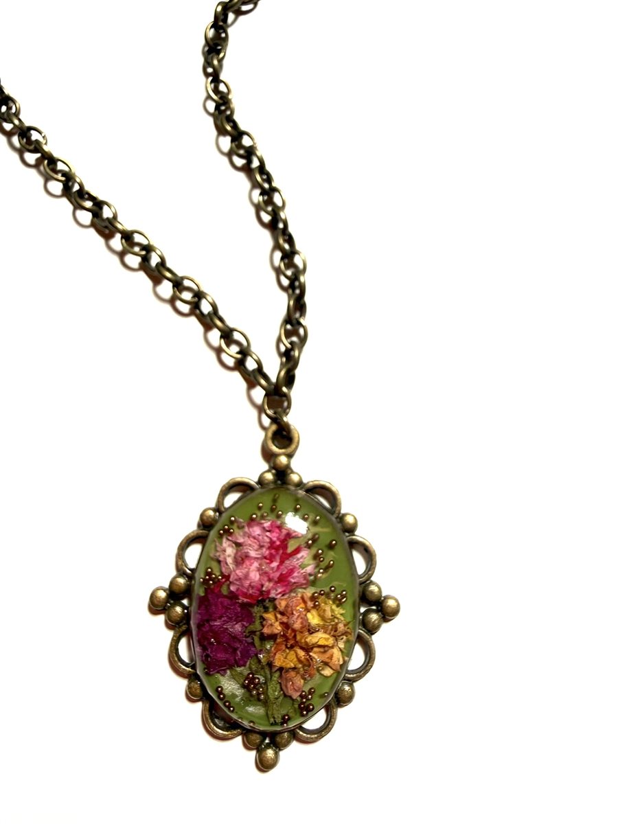 Dahlia Dreams &mdash; Floral Alchemy