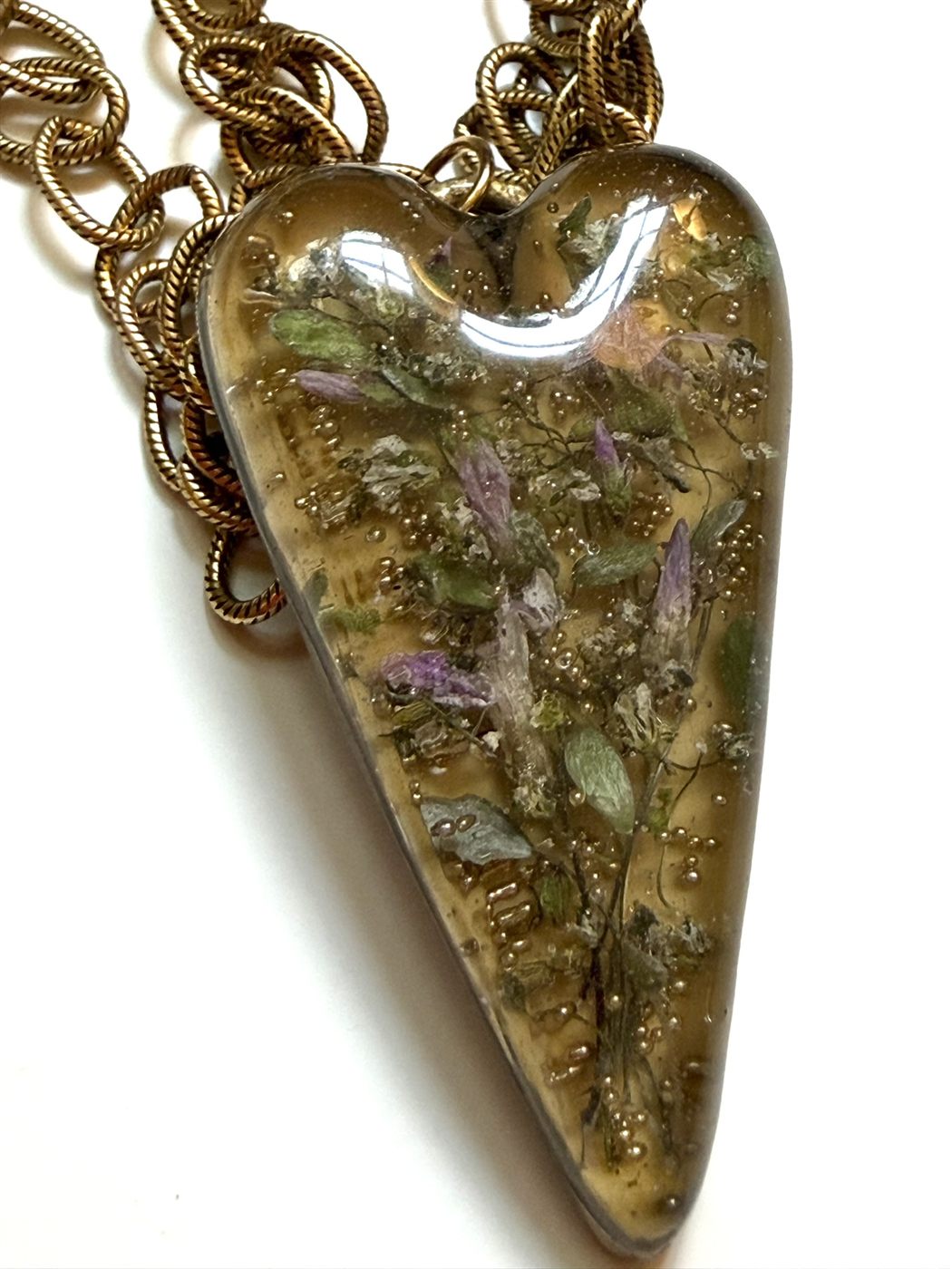 'Floral Flourish' &mdash; detail 1