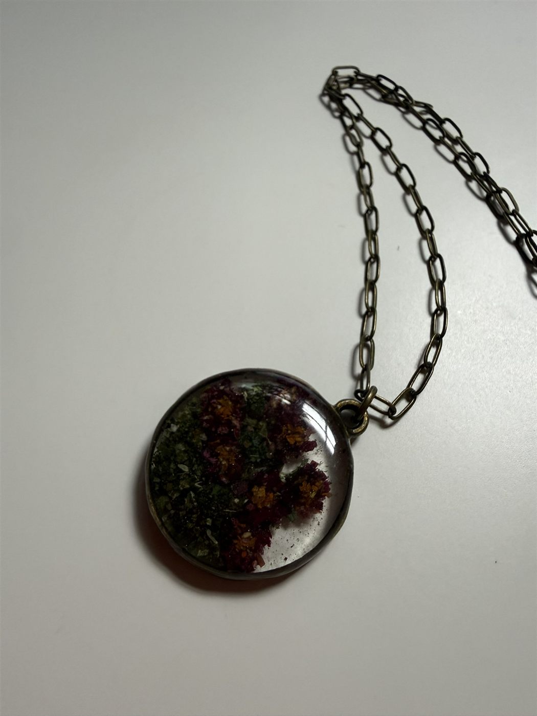 pendant-dressed-as-dahlias detail 3
