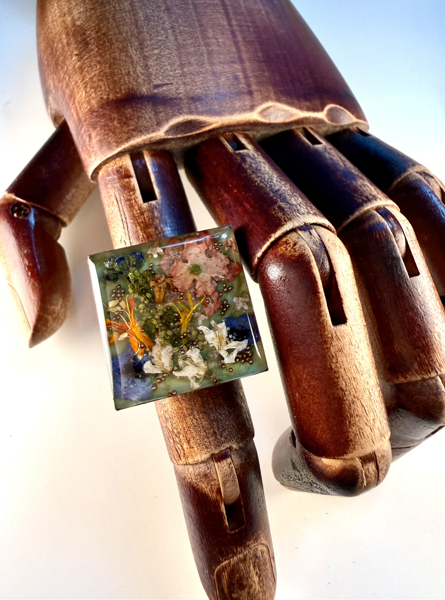 She Contained Multitudes &mdash; Floral Alchemy