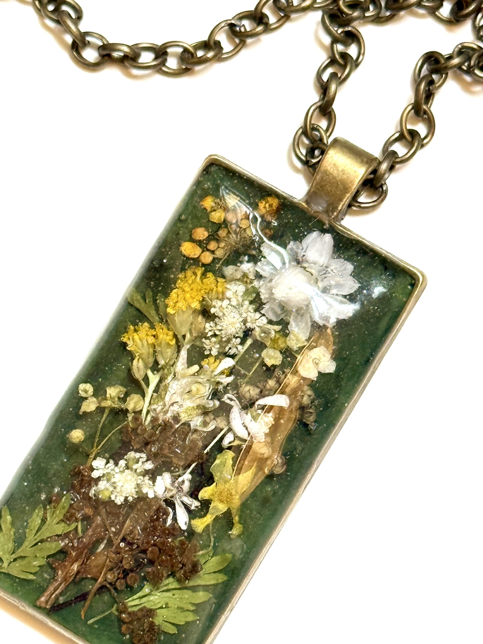 'The Apothecary's Daughter' — detail 3