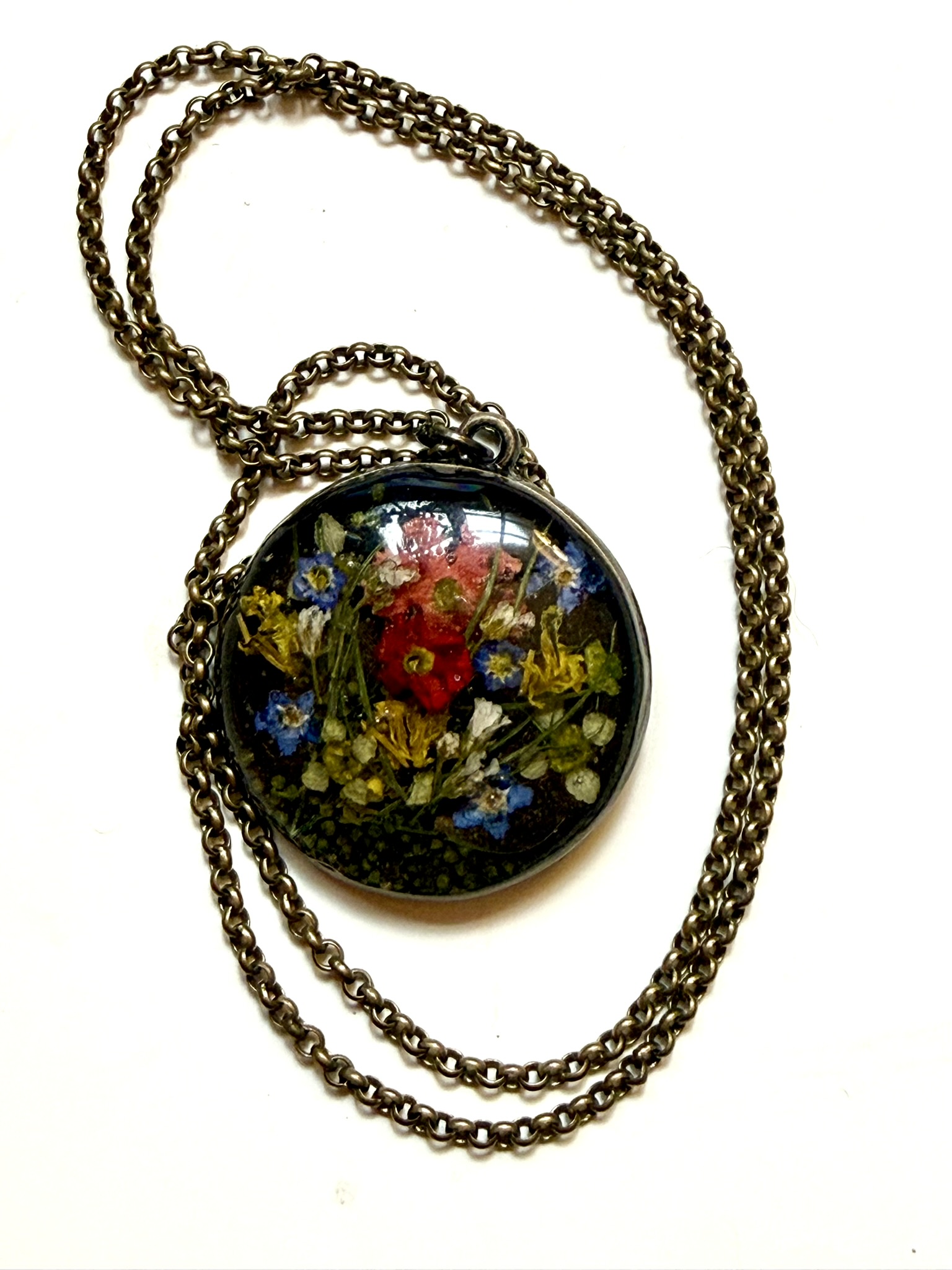 'The Garden's Midnight' — Floral Alchemy