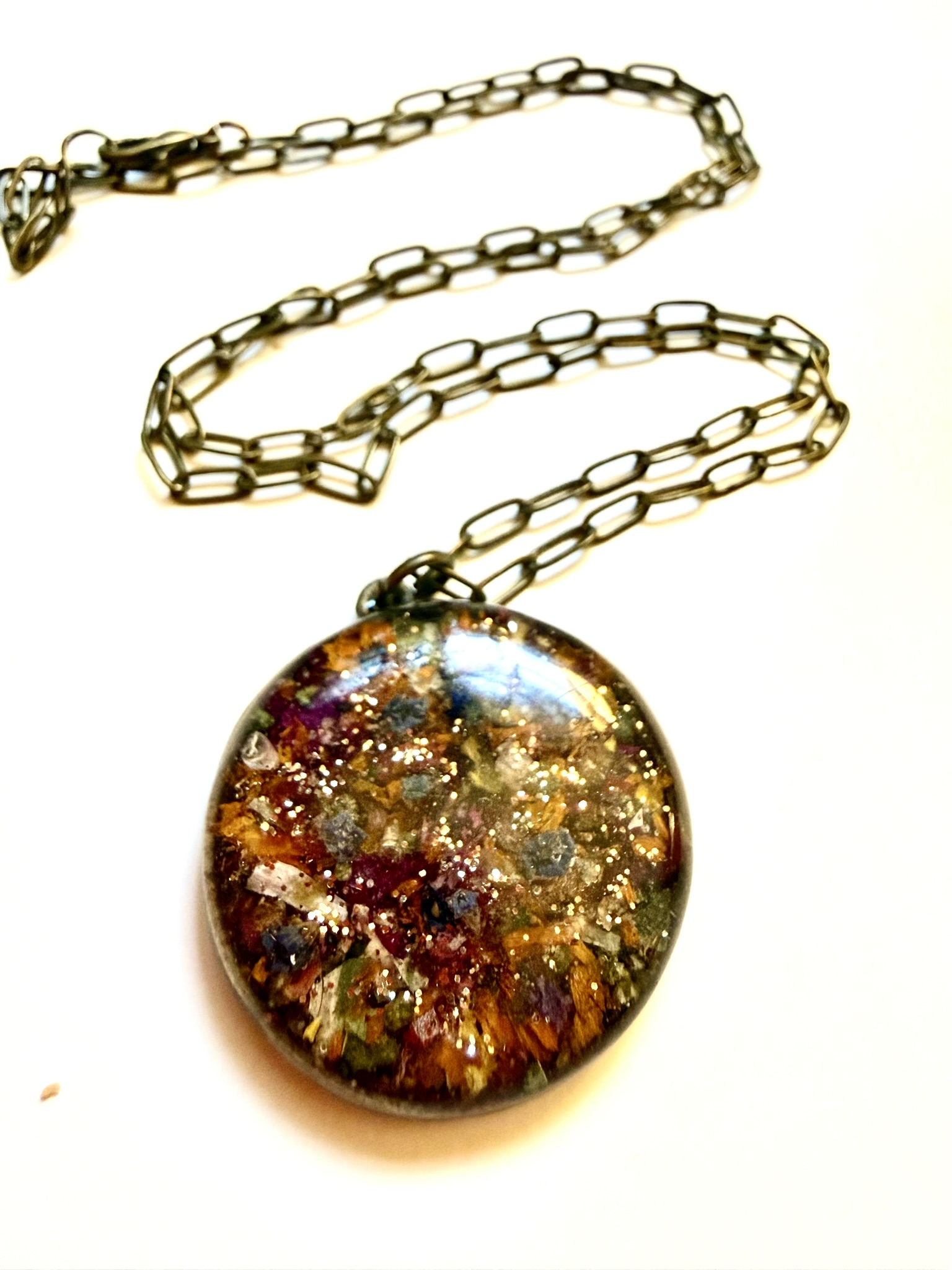 'The Oracle's Pendant' &mdash; detail 3