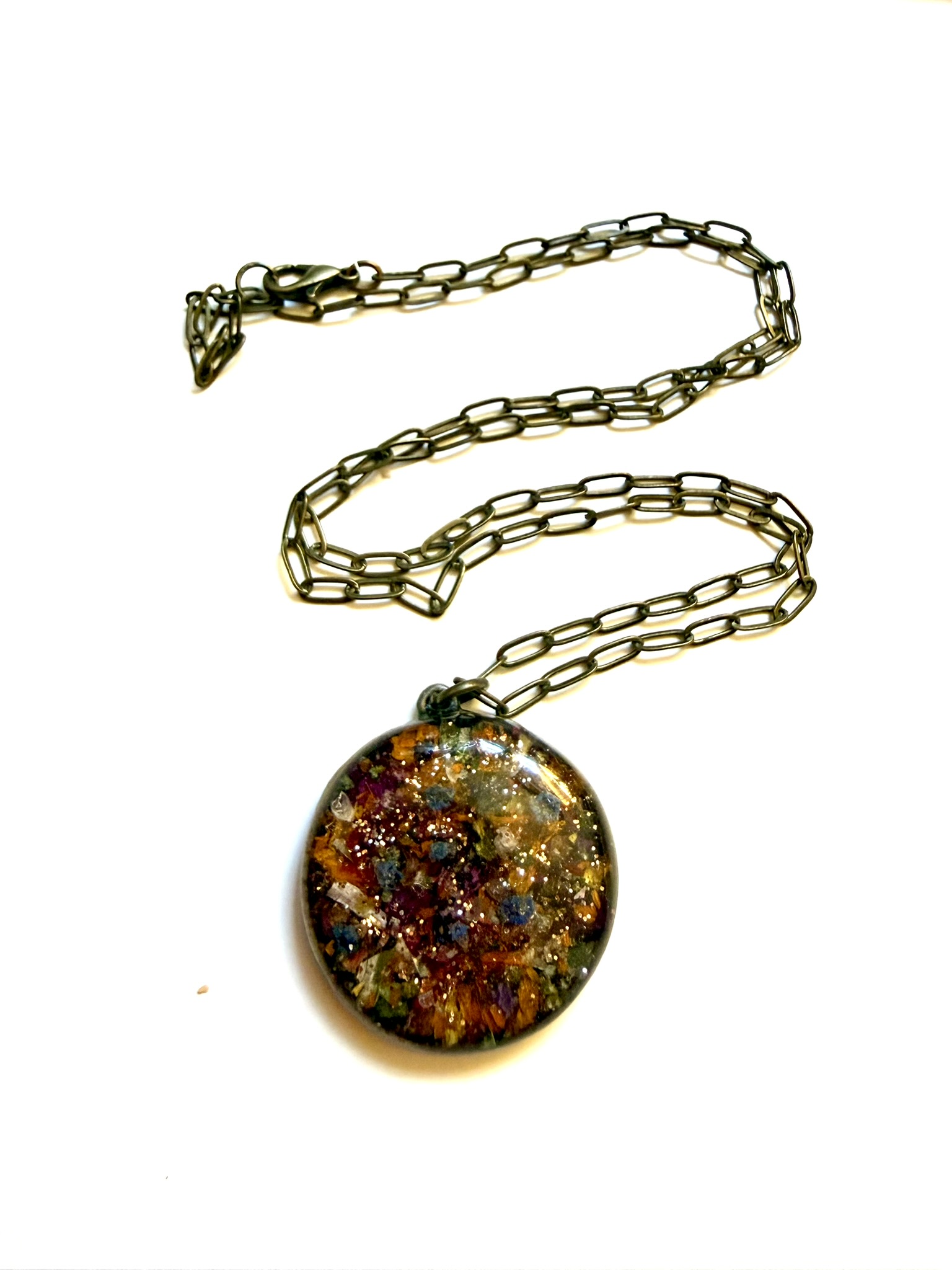 'The Oracle's Pendant' — Floral Alchemy